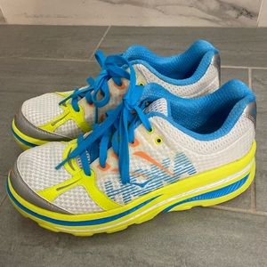 Hoka Womens size 9